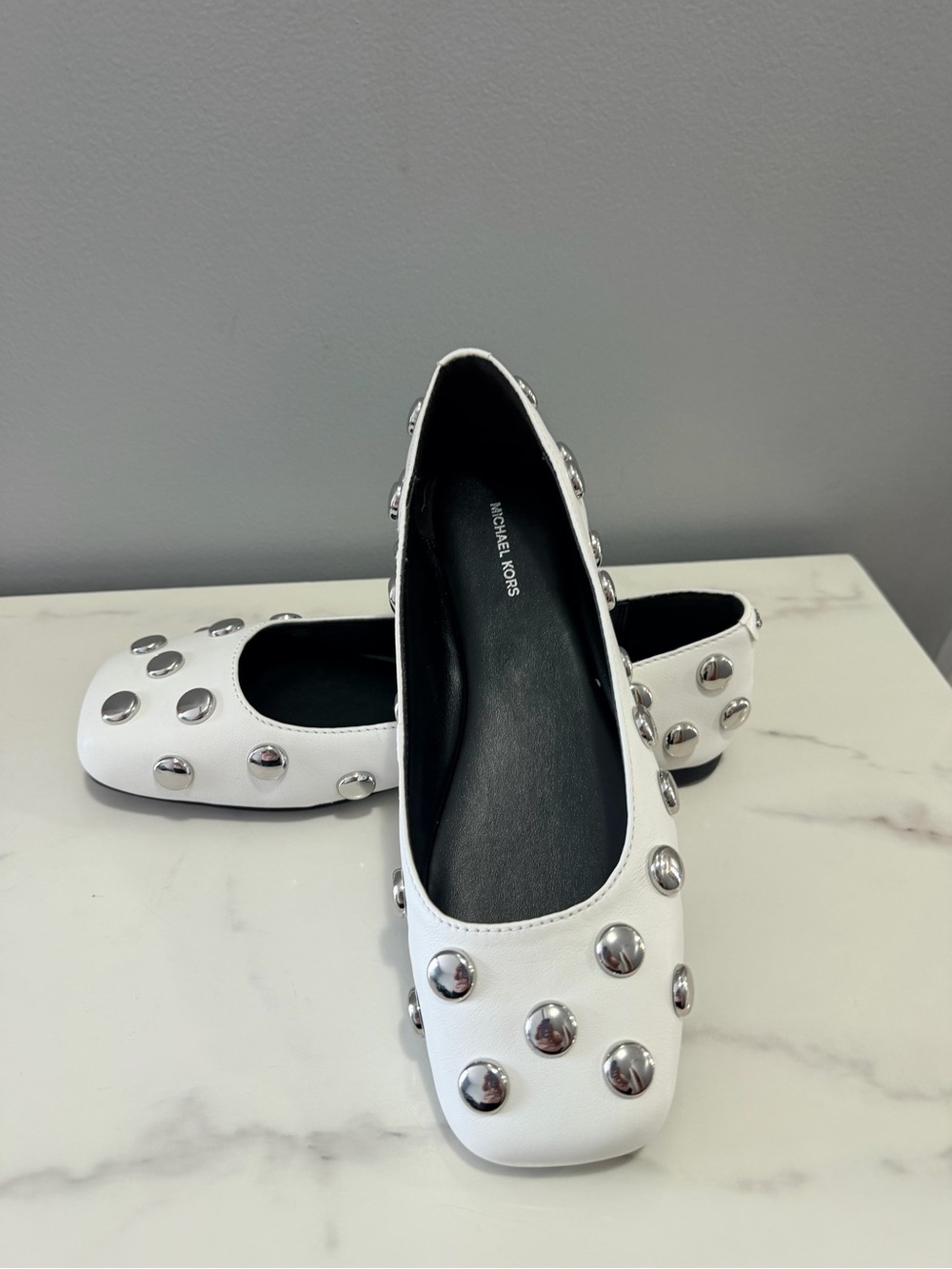 Michael Kors Matilda, flex, flat White Leather Studded Ballet Flats
